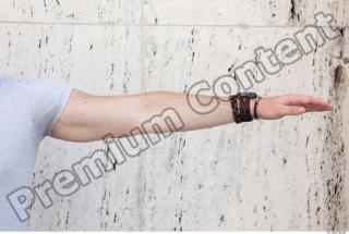 e0018 Young man arm reference 0001